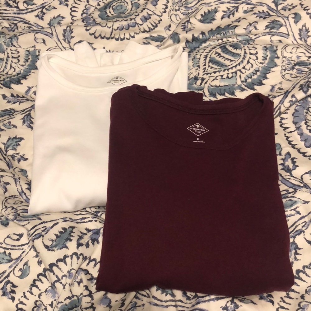 ☀️St. John’s Bay Long sleeved shirts☀️